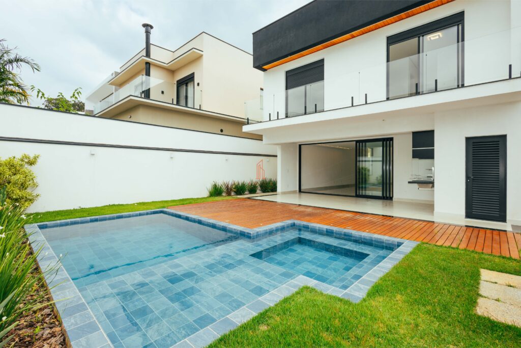 Brisas - Q23 - Piscina + Area Gourmet + 1 Andar