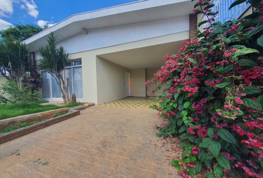 Jardim Cica 80 - Garagem + Fachada